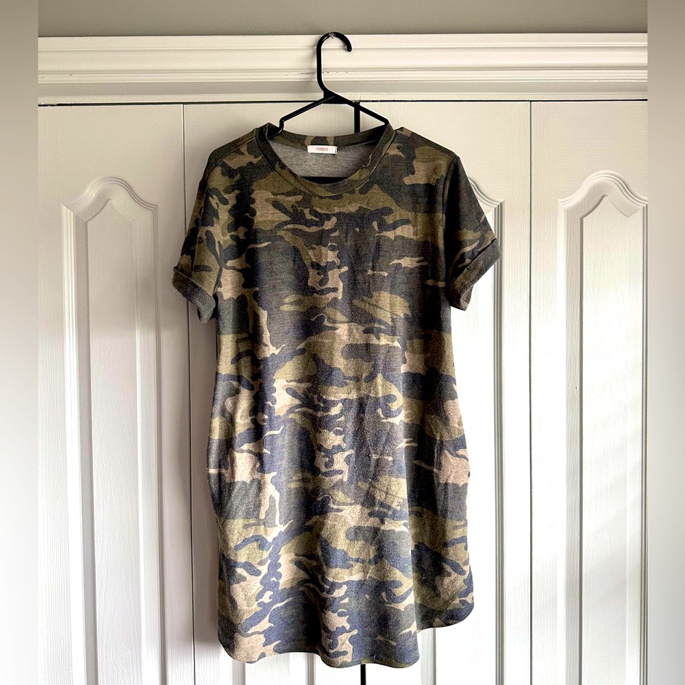 Three Bird Nest Tshirt Dress, Size L